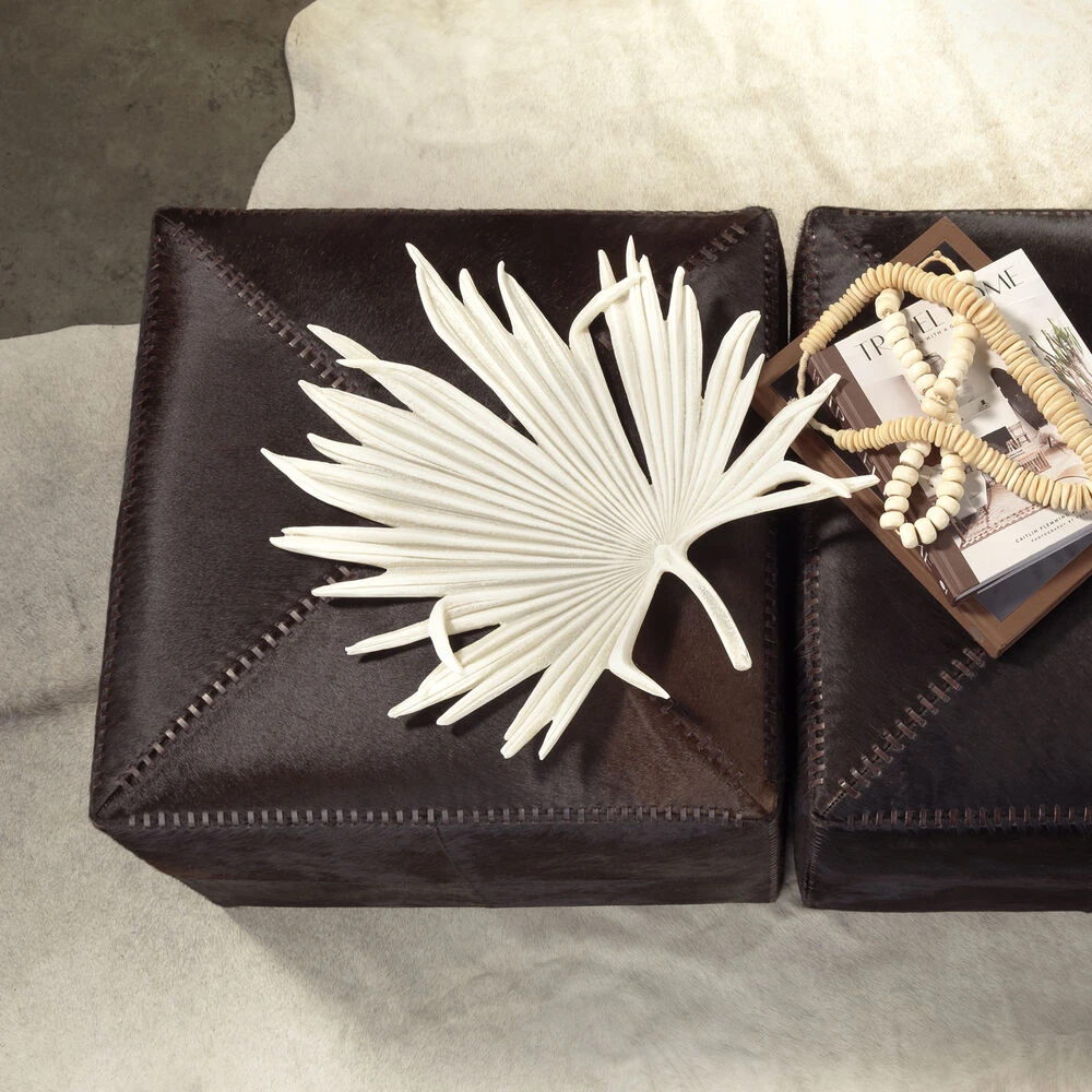 Island Leaf Off White Table Object 3 Island Leaf Off White Table Object - Image 3